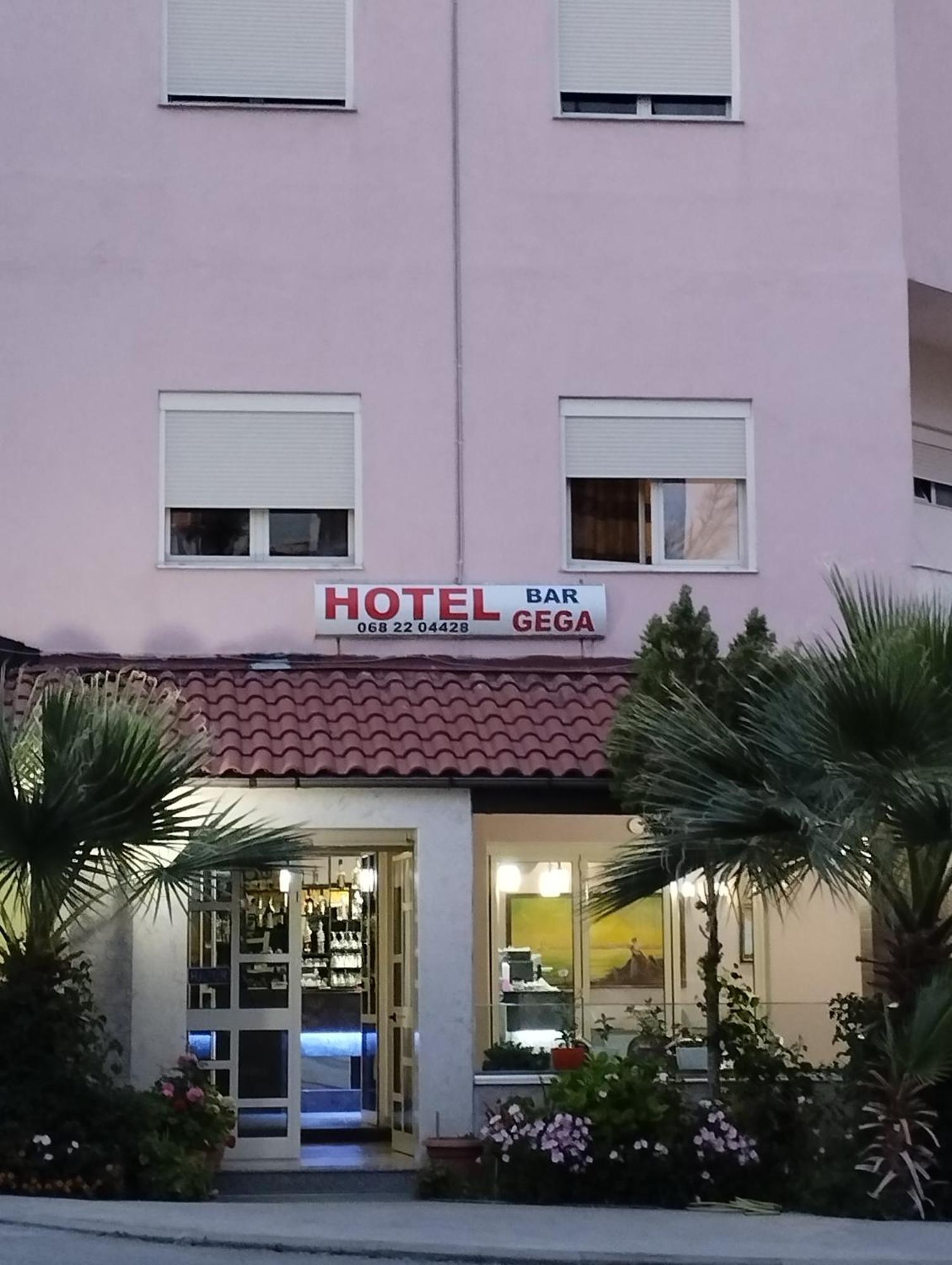 Hotel Gega Durres Exterior photo